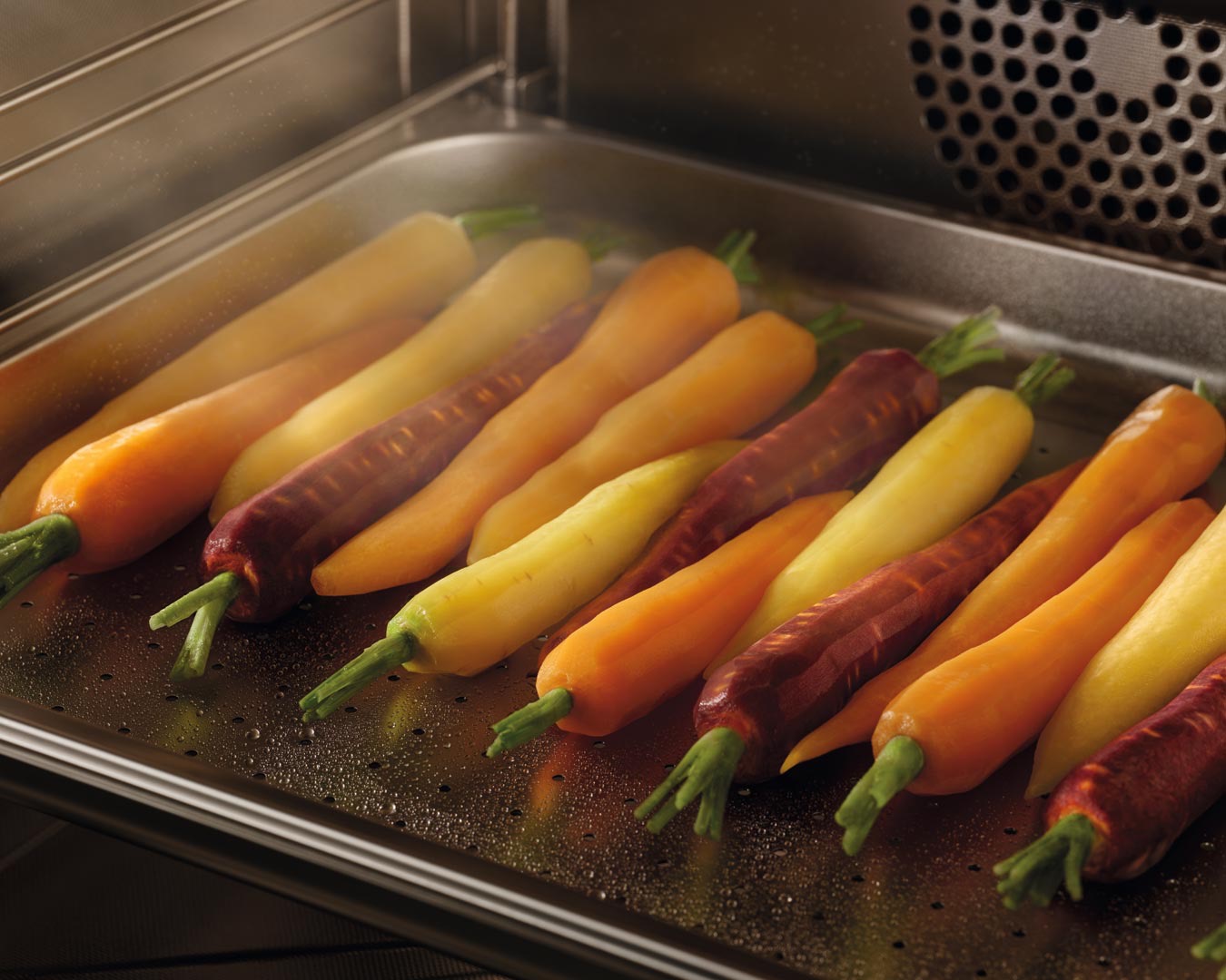 Zanahorias cocinadas en un horno a vapor combinado de Miele